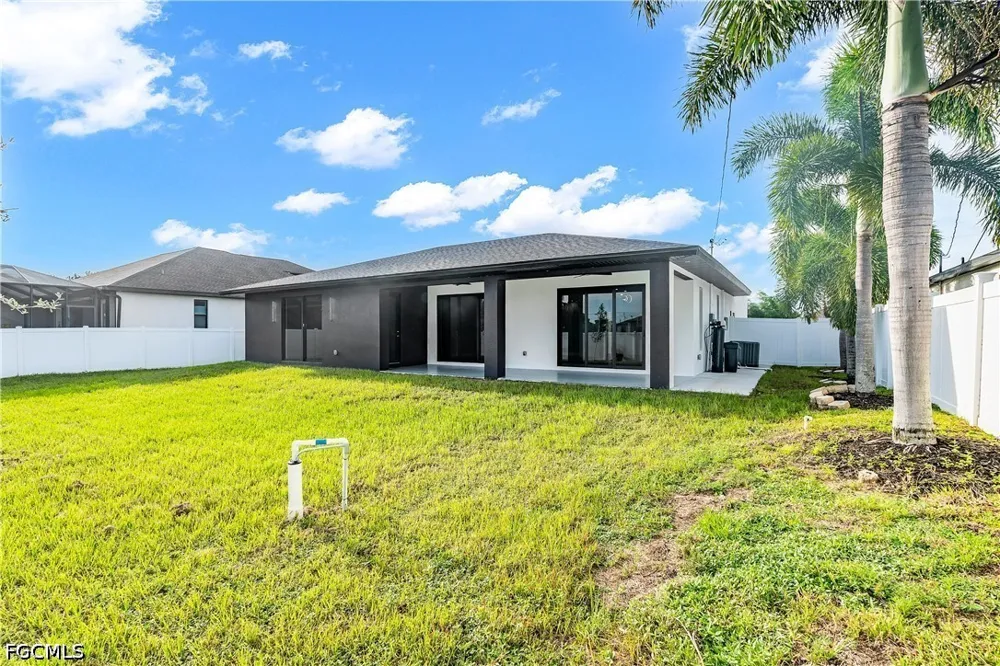 SW Embers Terrace Cape Coral, FL 33991
