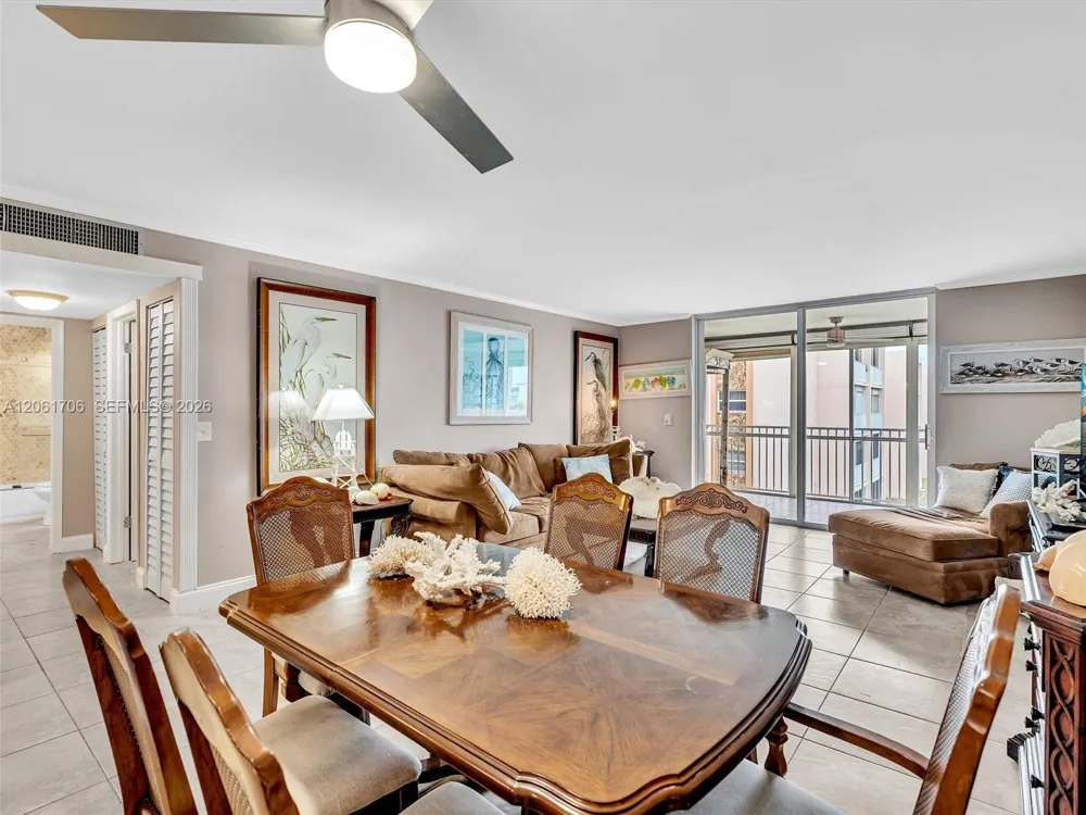 201 SE 11th Ter #303 Dania Beach, FL 33004