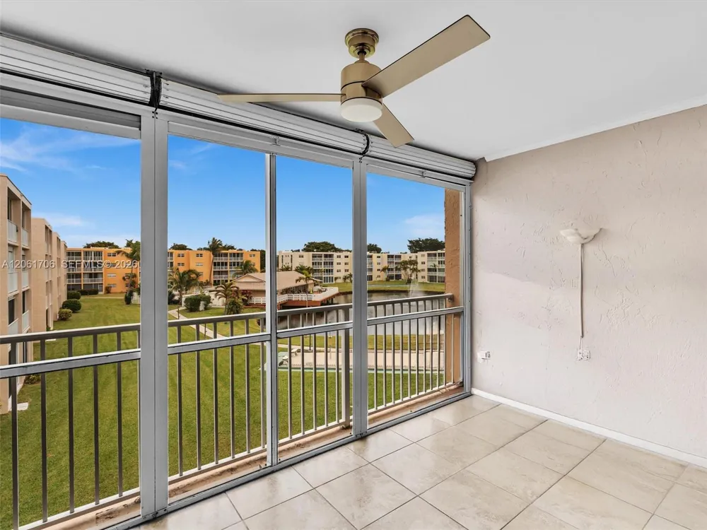 201 SE 11th Ter #303 Dania Beach, FL 33004