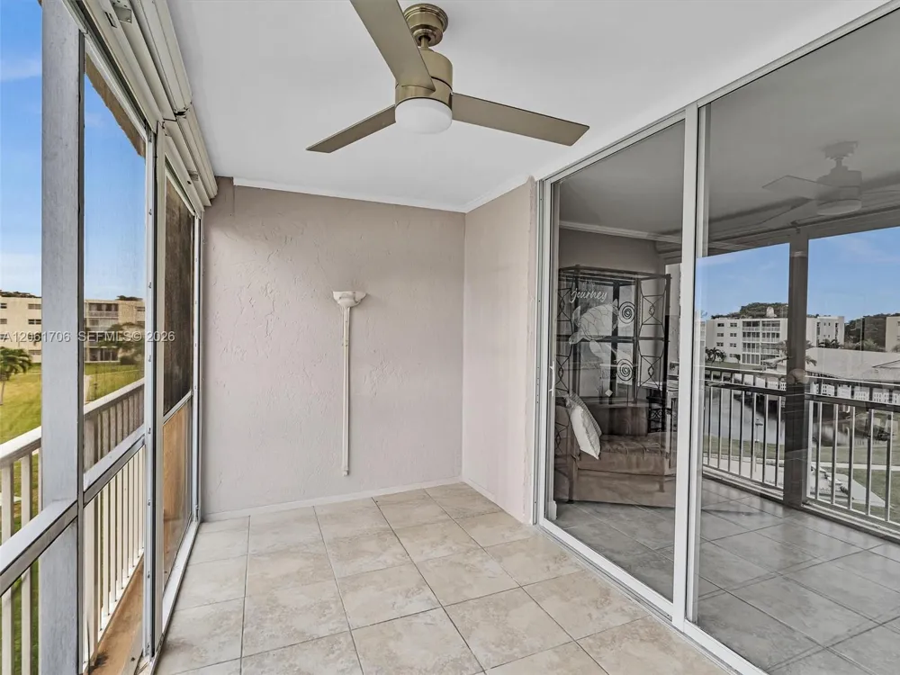 201 SE 11th Ter #303 Dania Beach, FL 33004