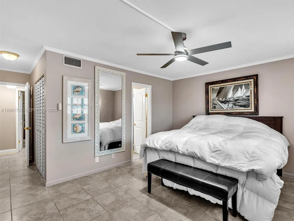 201 SE 11th Ter #303 Dania Beach, FL 33004