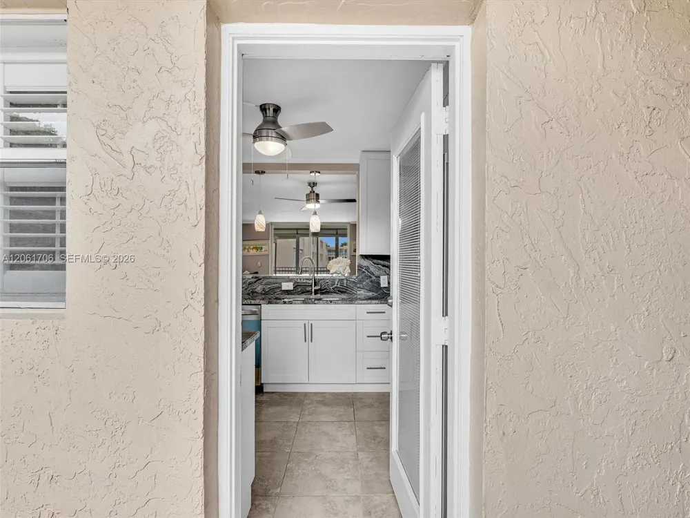 201 SE 11th Ter #303 Dania Beach, FL 33004