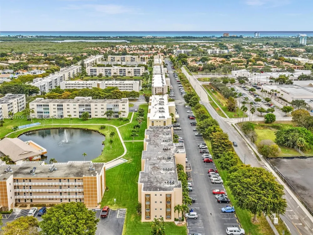 201 SE 11th Ter #303 Dania Beach, FL 33004