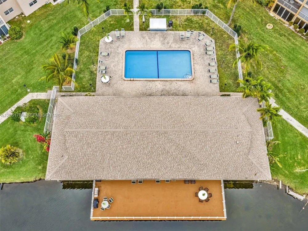 201 SE 11th Ter #303 Dania Beach, FL 33004