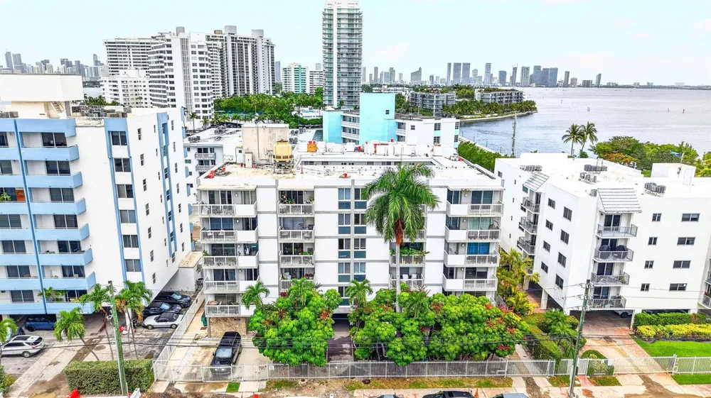 1670 Bay Road #3F Miami Beach, FL 33139