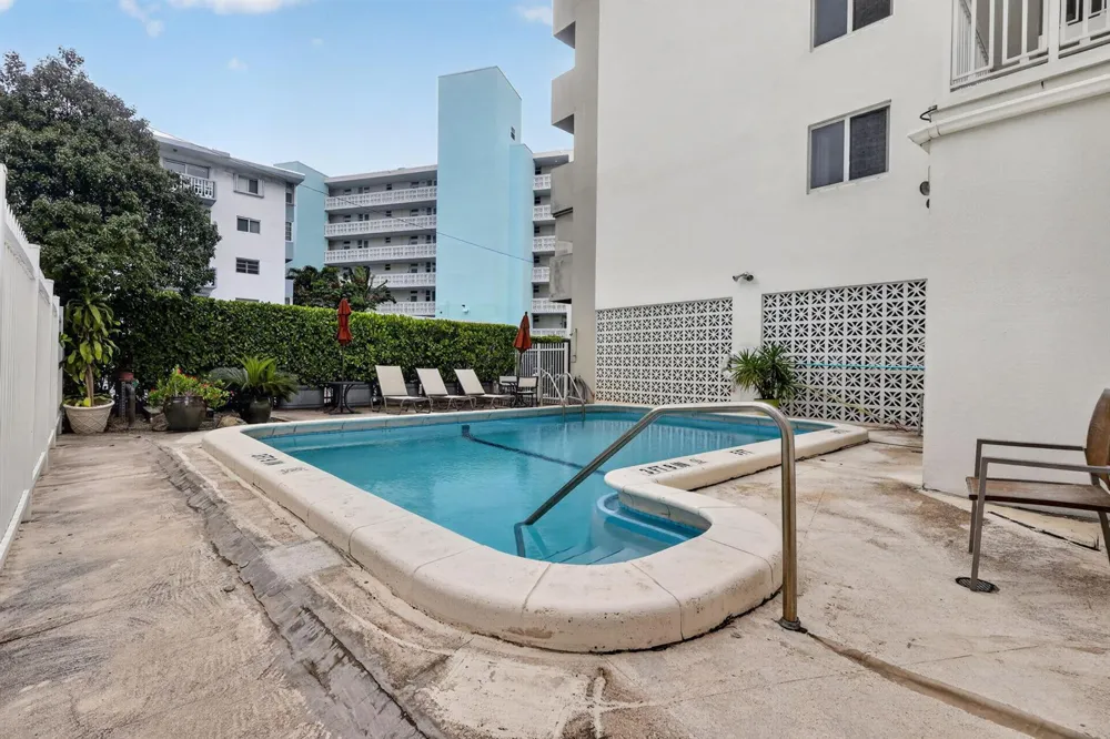 1670 Bay Road #3F Miami Beach, FL 33139