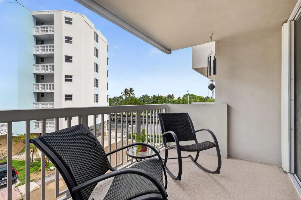 1670 Bay Road #3F Miami Beach, FL 33139