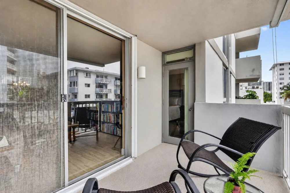 1670 Bay Road #3F Miami Beach, FL 33139
