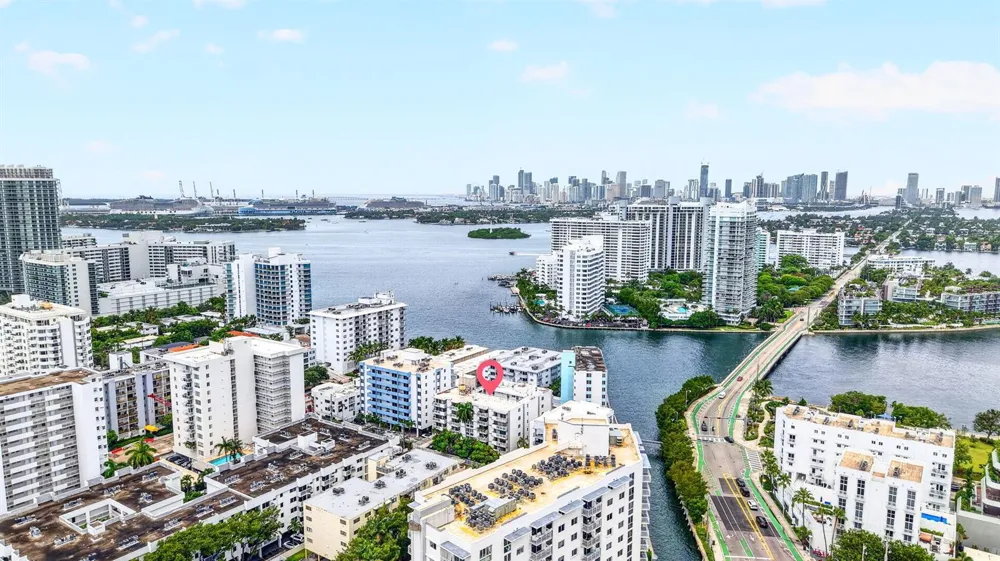 1670 Bay Road #3F Miami Beach, FL 33139