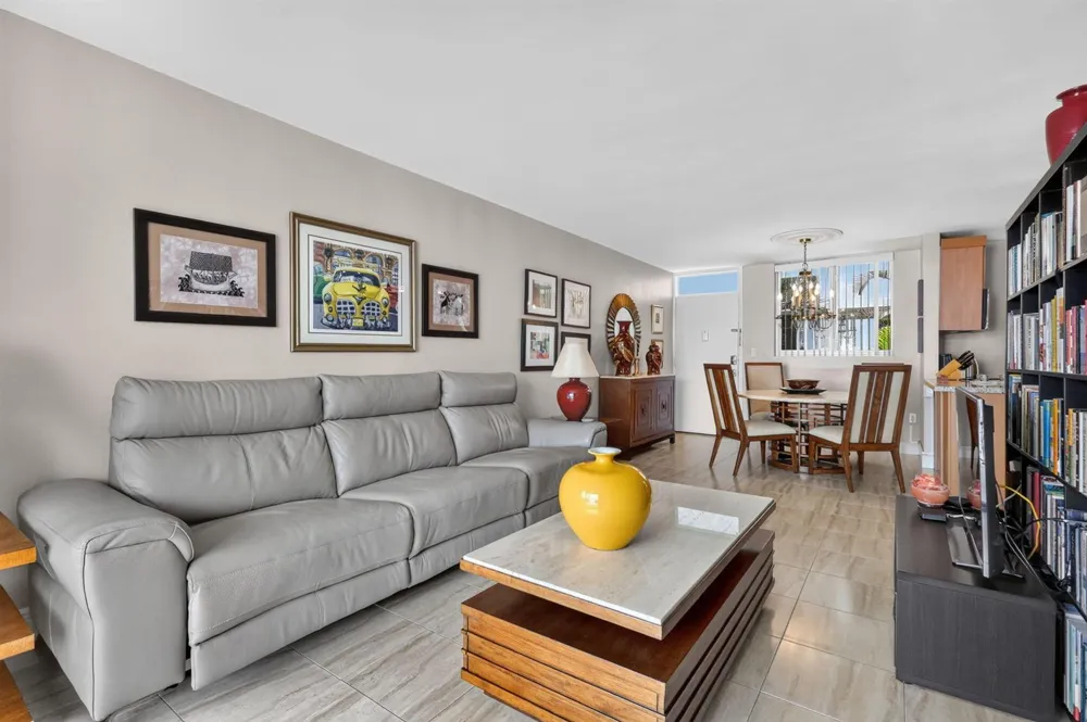 1670 Bay Road #3F Miami Beach, FL 33139