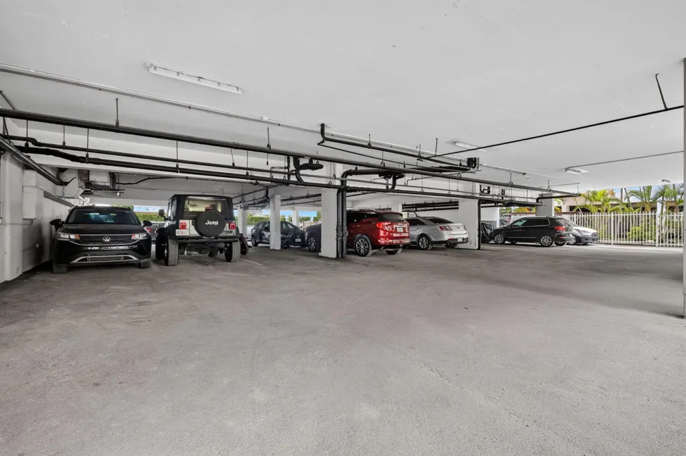 1670 Bay Road #3F Miami Beach, FL 33139