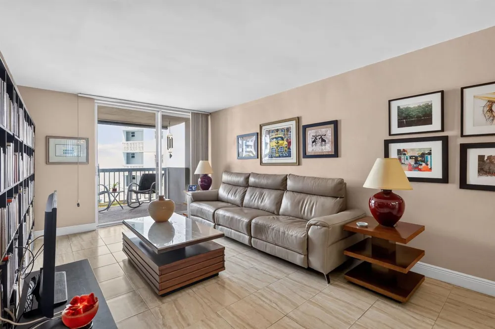 1670 Bay Road #3F Miami Beach, FL 33139