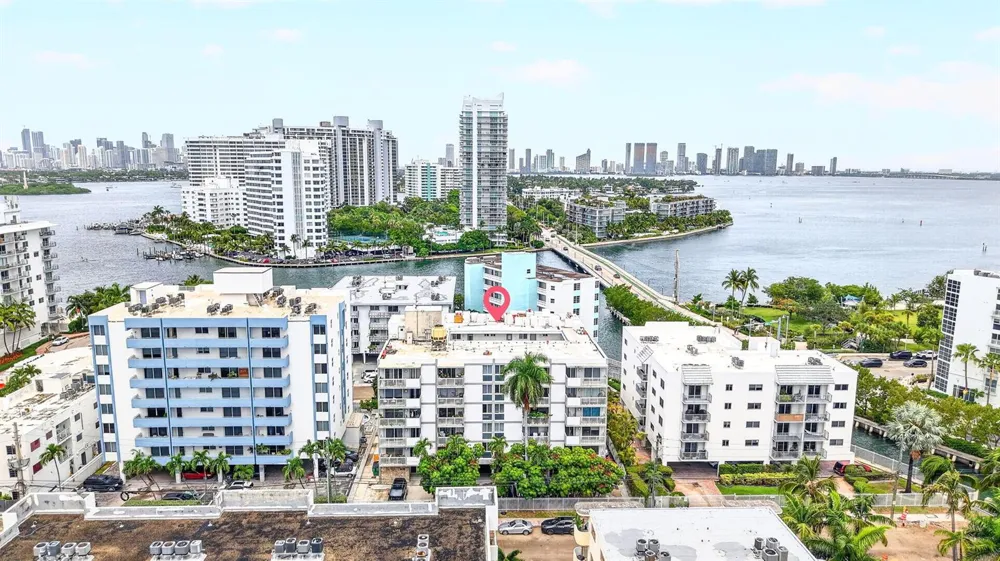 1670 Bay Road #3F Miami Beach, FL 33139