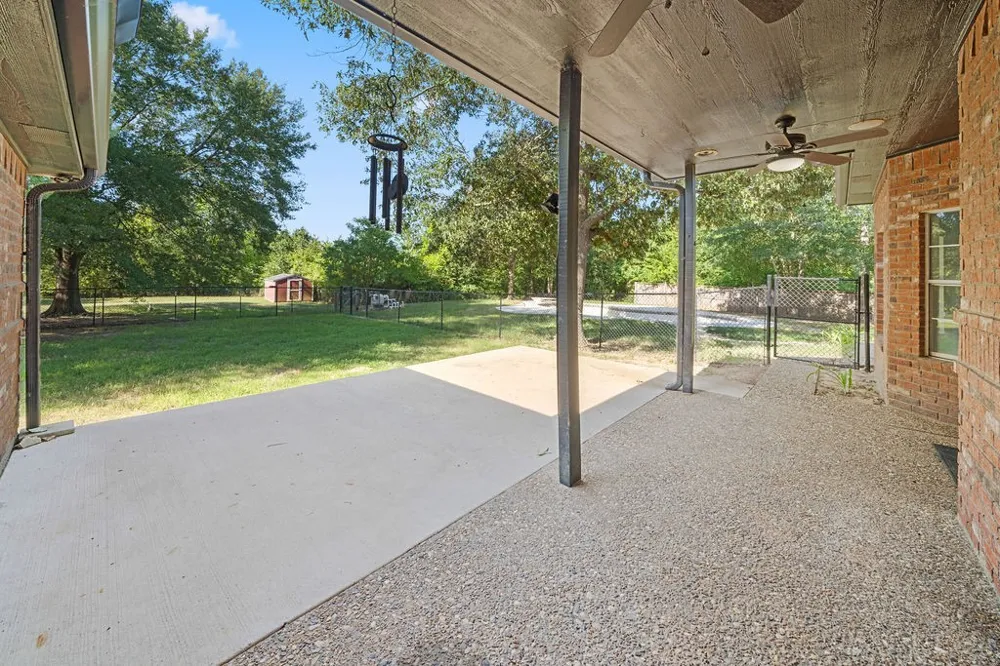 510 Oklahoma Street Van, TX 75790