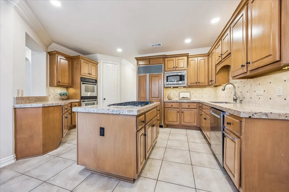 2210 Bywater Drive Houston, TX 77077
