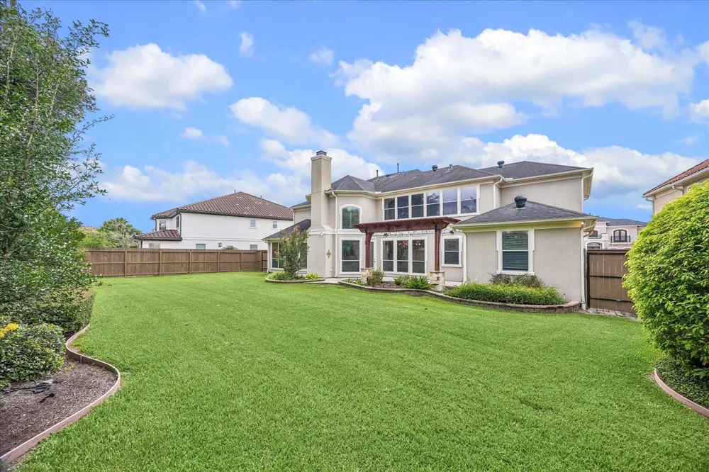 2210 Bywater Drive Houston, TX 77077