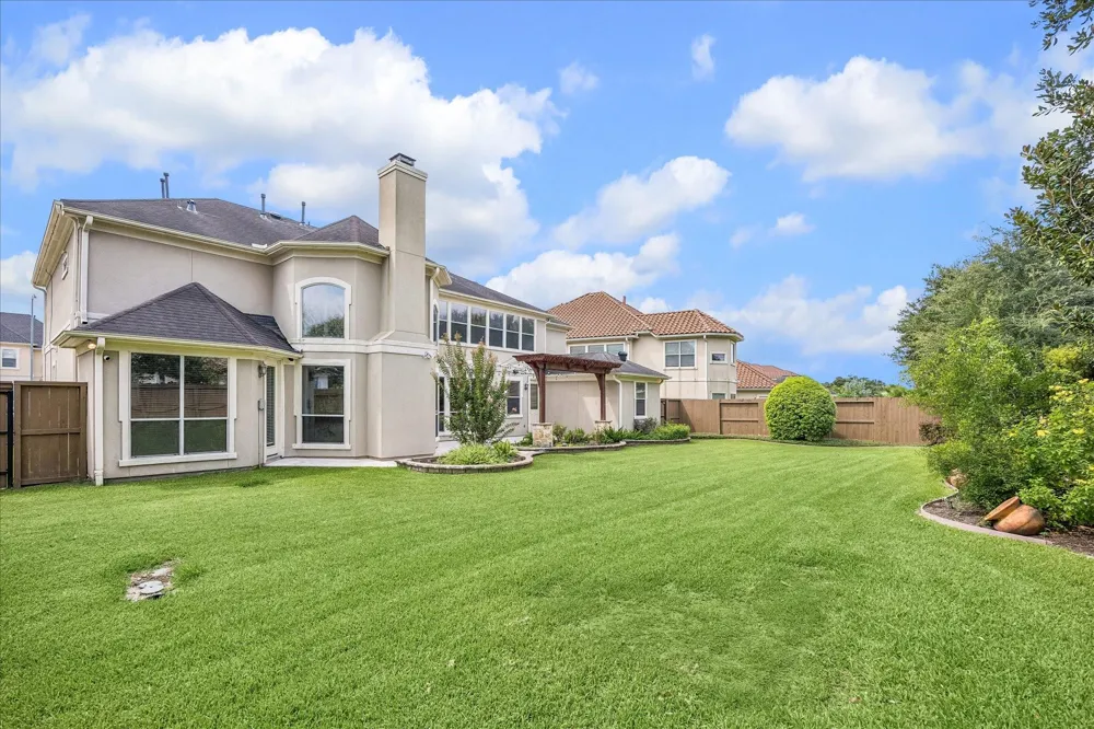 2210 Bywater Drive Houston, TX 77077