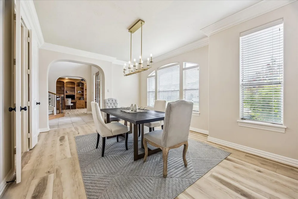 2210 Bywater Drive Houston, TX 77077