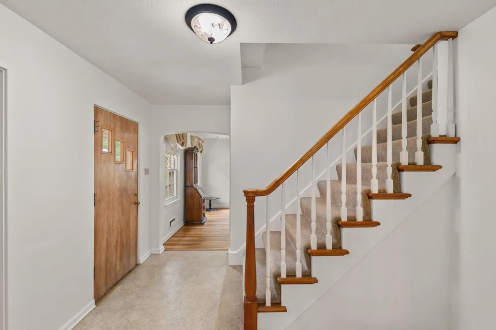139 Beverly Boulevard Hobart, IN 46342