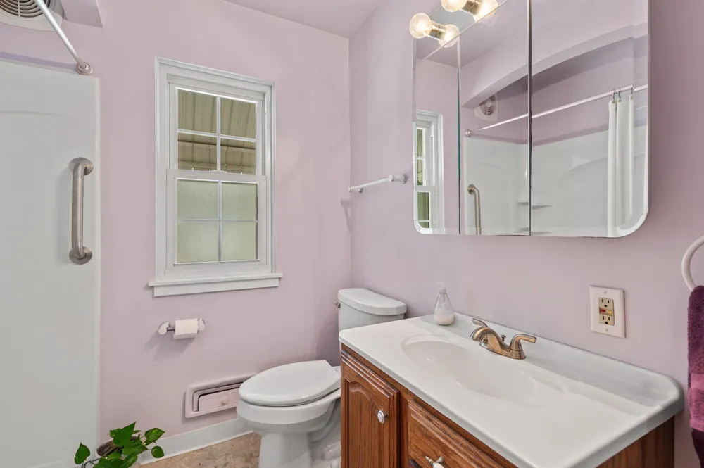 139 Beverly Boulevard Hobart, IN 46342