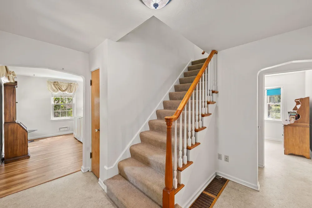 139 Beverly Boulevard Hobart, IN 46342