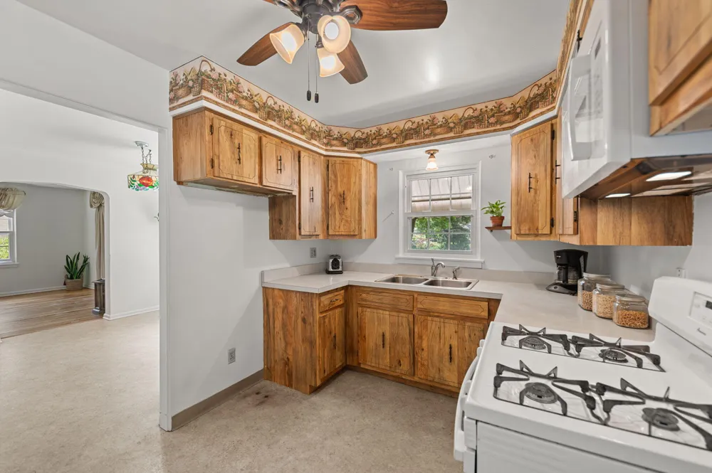 139 Beverly Boulevard Hobart, IN 46342