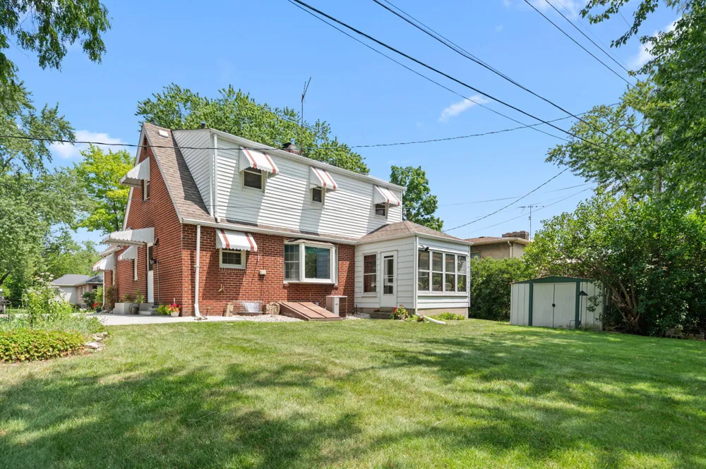 139 Beverly Boulevard Hobart, IN 46342