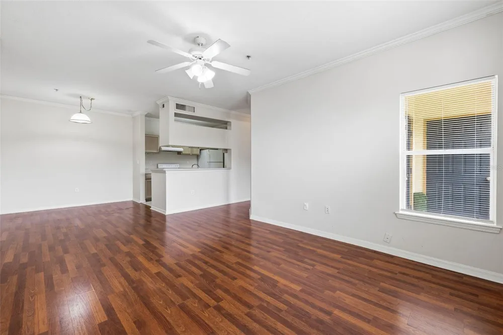 5612 PINNACLE HEIGHTS CIRCLE #312 Tampa, FL 33624