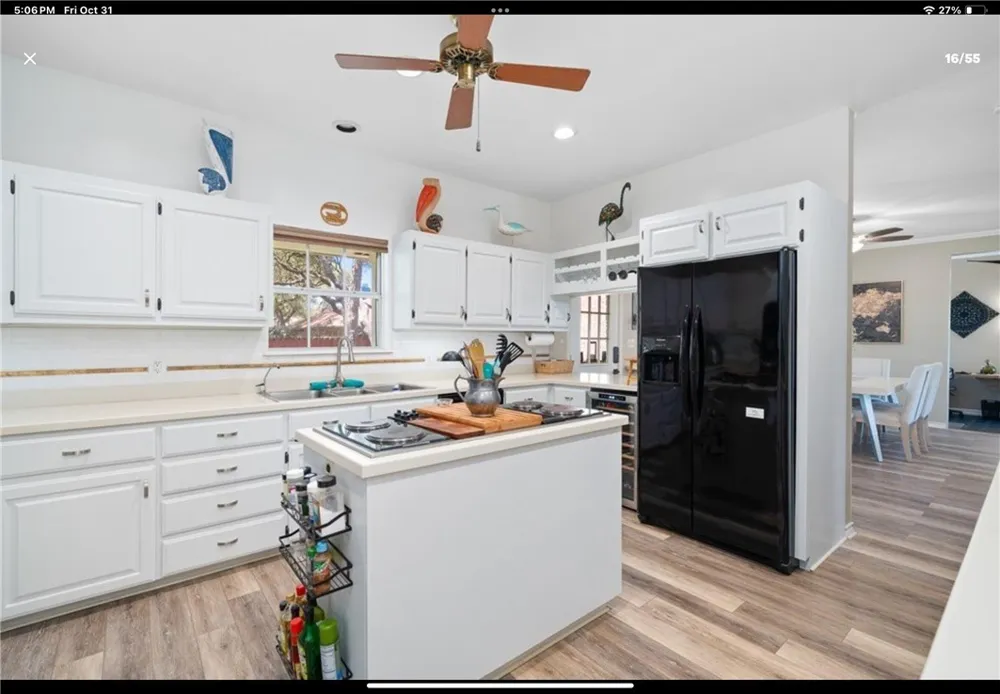 113 Cherry Hills Drive Rockport, TX 78382