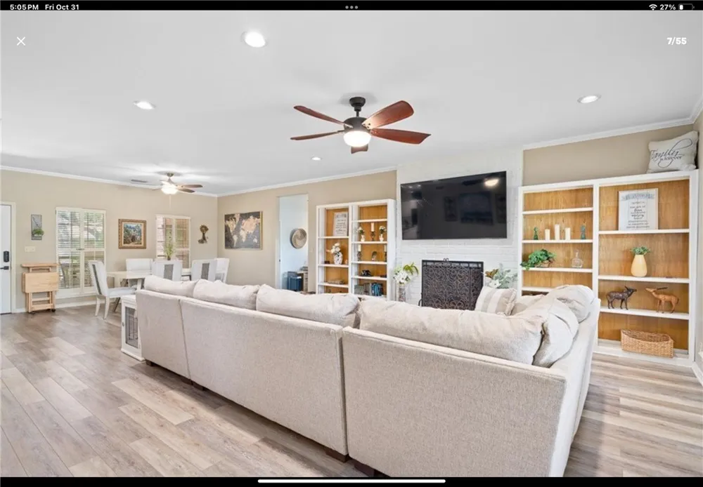 113 Cherry Hills Drive Rockport, TX 78382