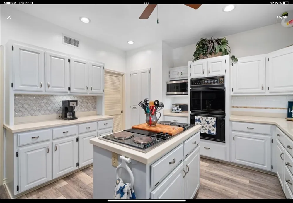 113 Cherry Hills Drive Rockport, TX 78382