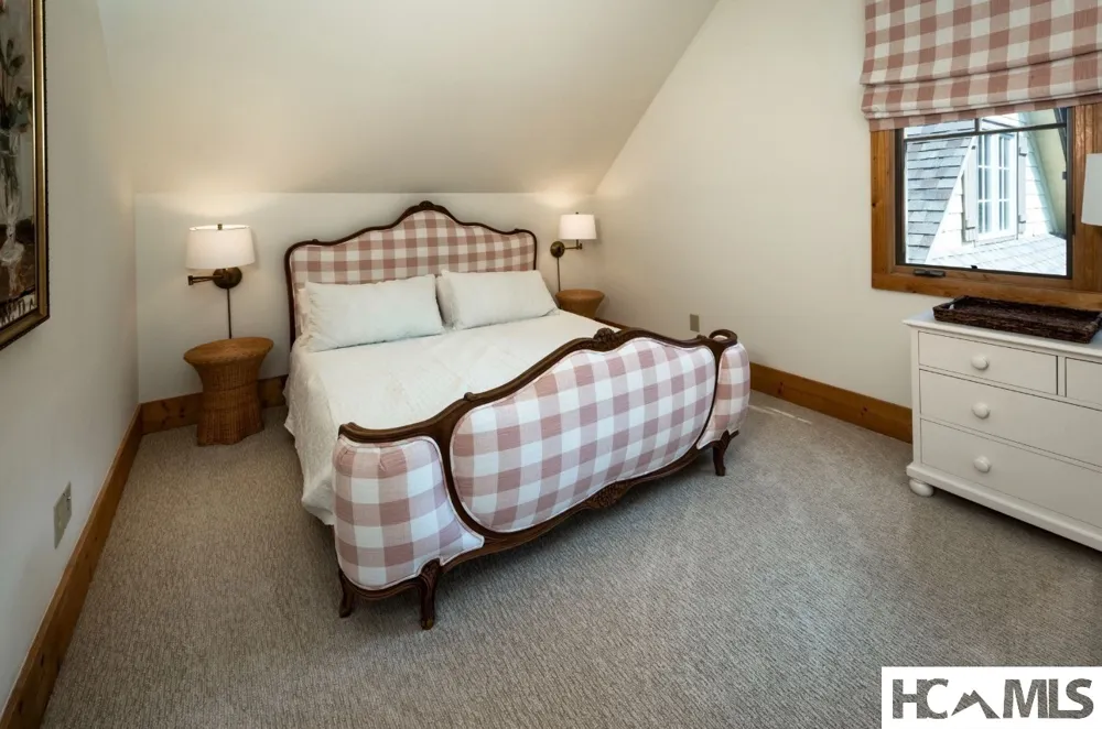 69 Audubon Trail Cashiers, NC 28717