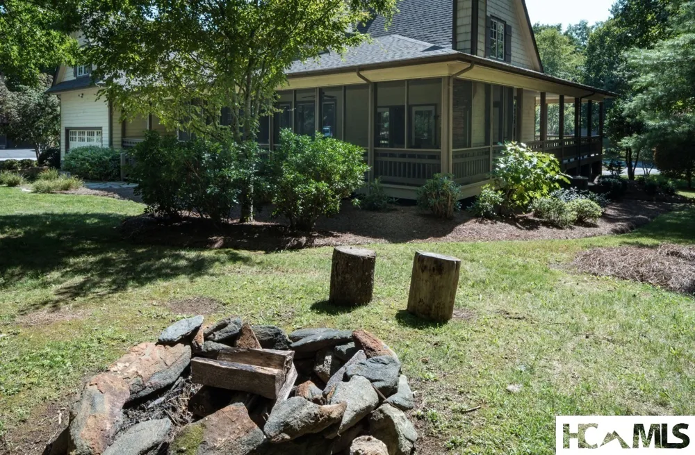69 Audubon Trail Cashiers, NC 28717