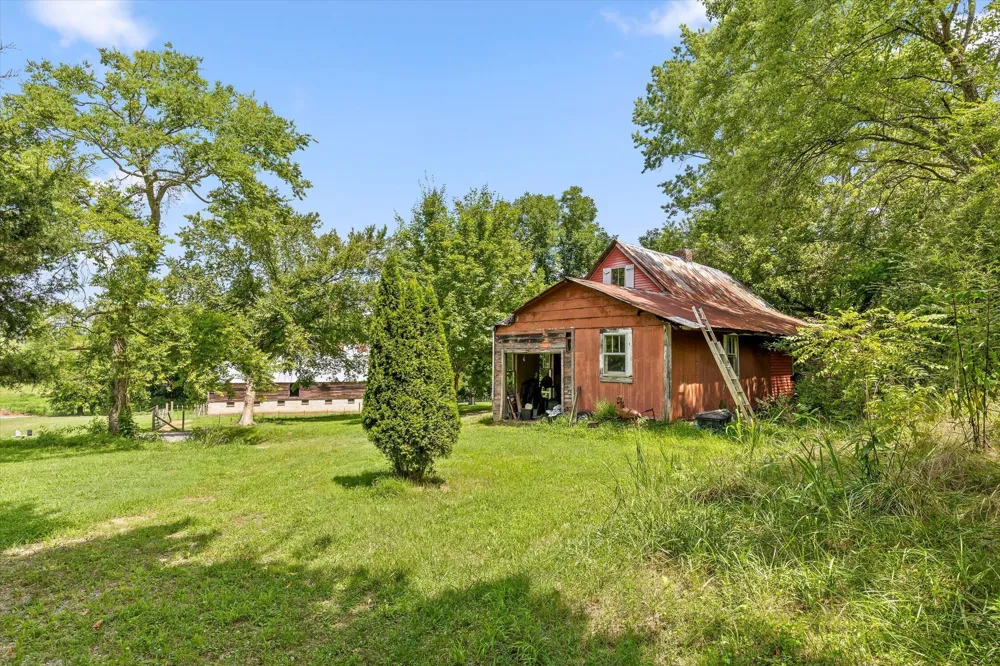 5904 Candies Creek Ridge Road Charleston, TN 37310