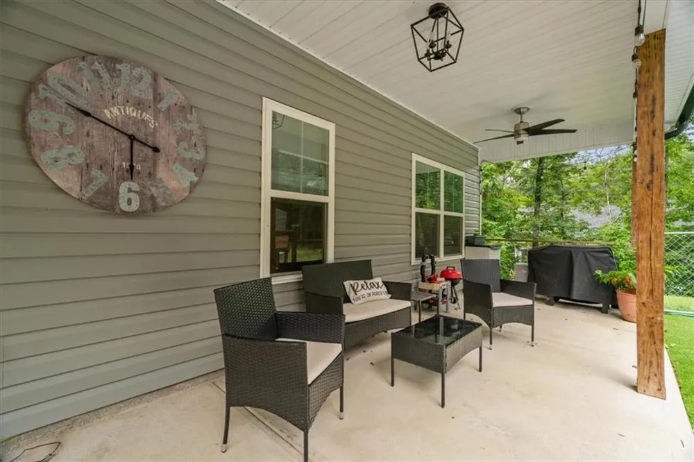 499 Oakland Drive SE Calhoun, GA 30701