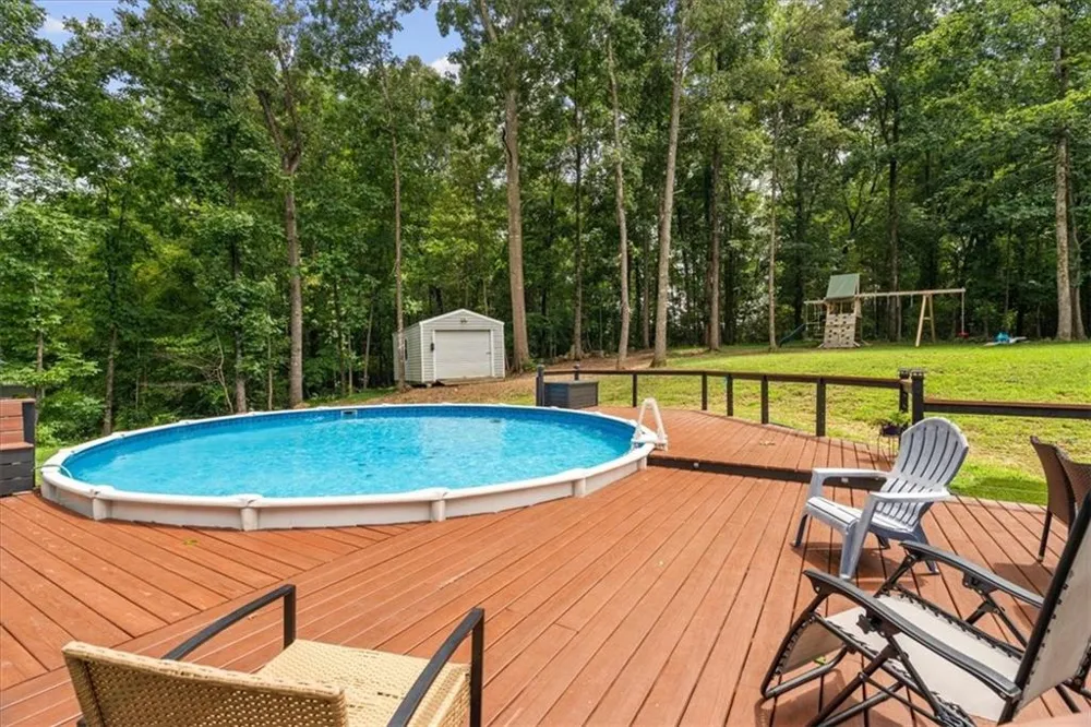 499 Oakland Drive SE Calhoun, GA 30701