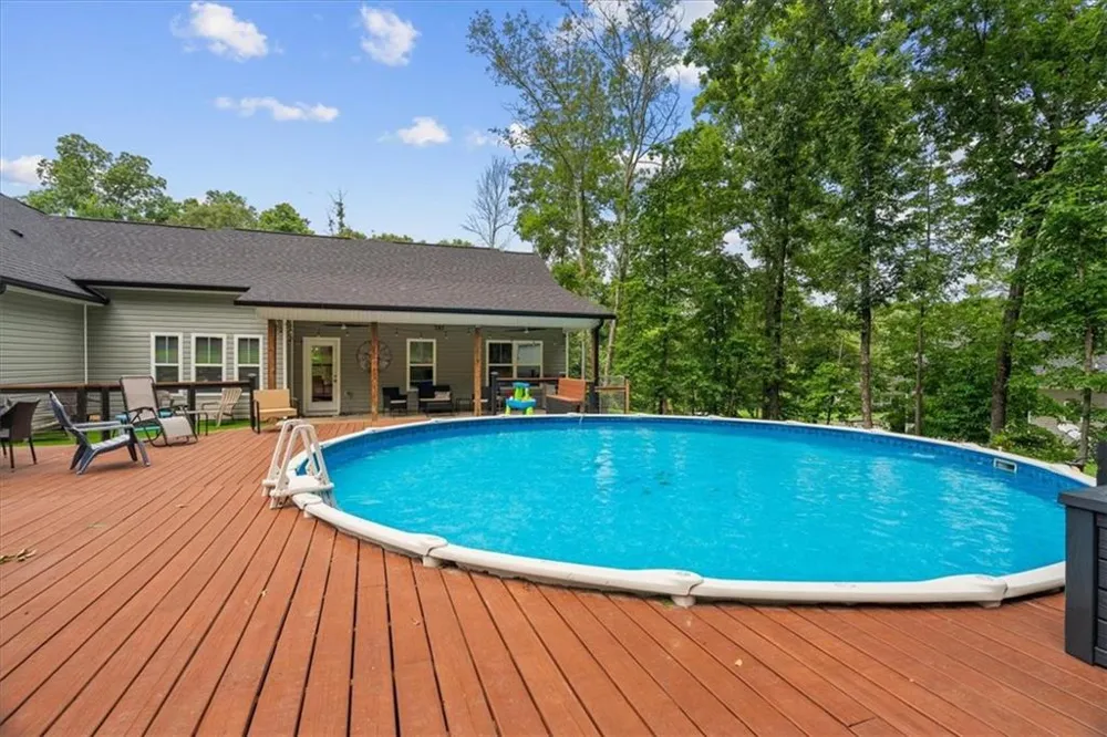 499 Oakland Drive SE Calhoun, GA 30701