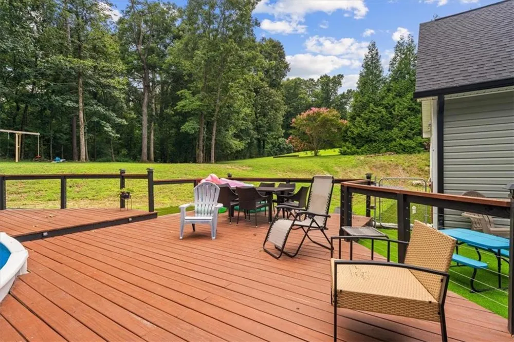 499 Oakland Drive SE Calhoun, GA 30701