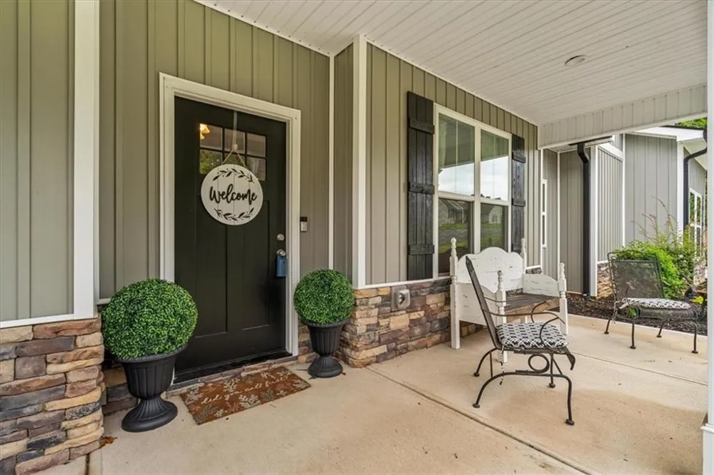 499 Oakland Drive SE Calhoun, GA 30701