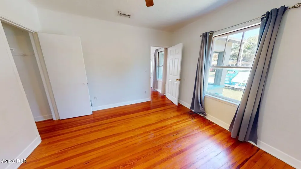 318 Braddock Avenue #1 Daytona Beach, FL 32118