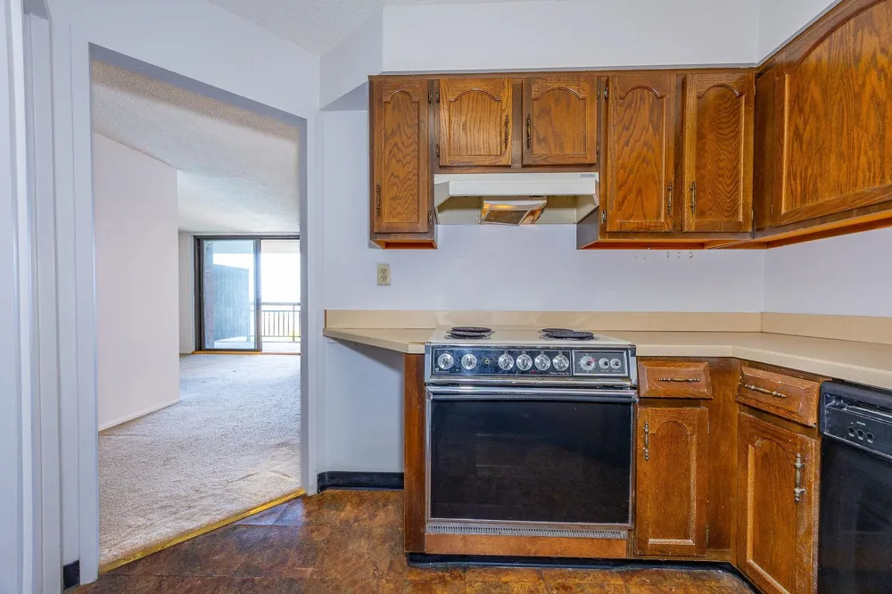 418 HARMON COVE TOWER Secaucus, NJ 07094
