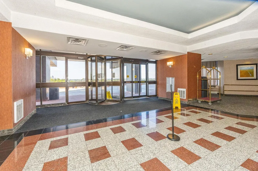 418 HARMON COVE TOWER Secaucus, NJ 07094