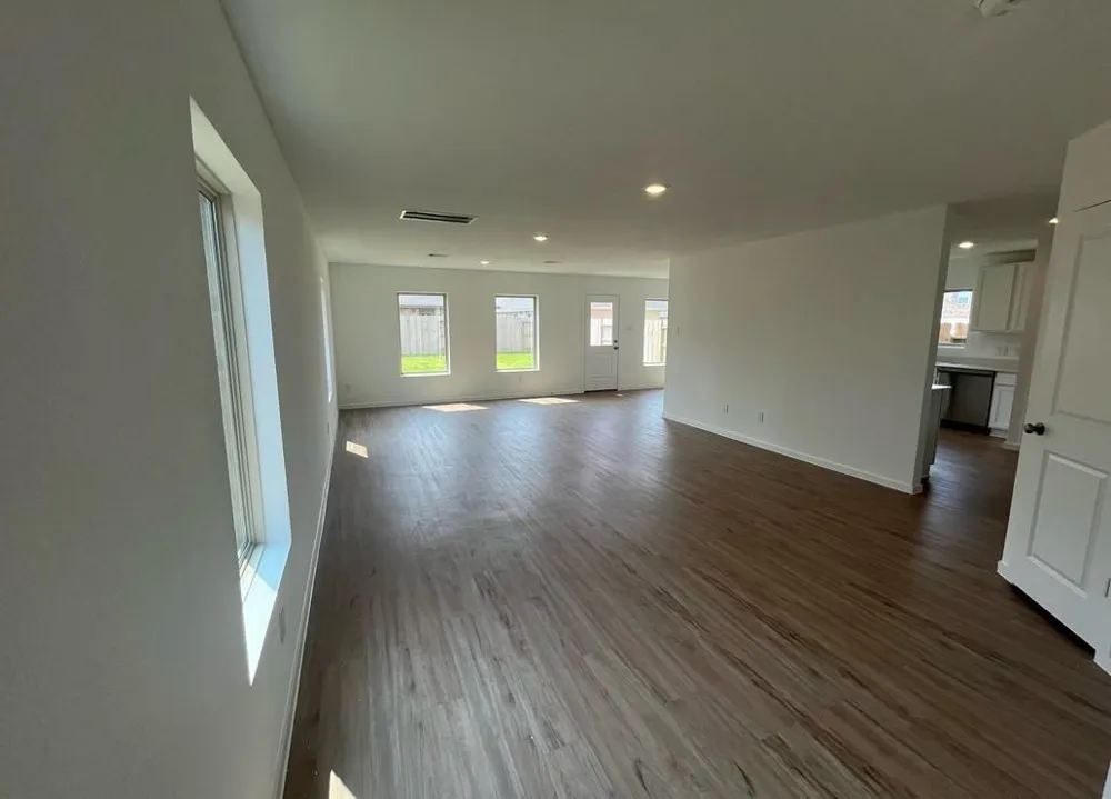10910 Tawny Ridge Beasley, TX 77417