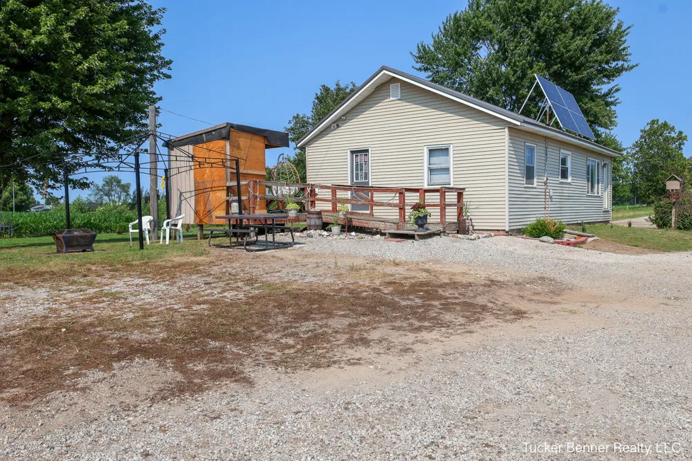 11309 Brickyard Road Holton, MI 49425