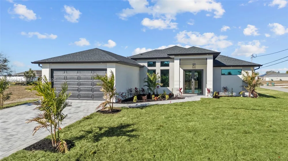 1430 6th pl Cape Coral, FL 33909