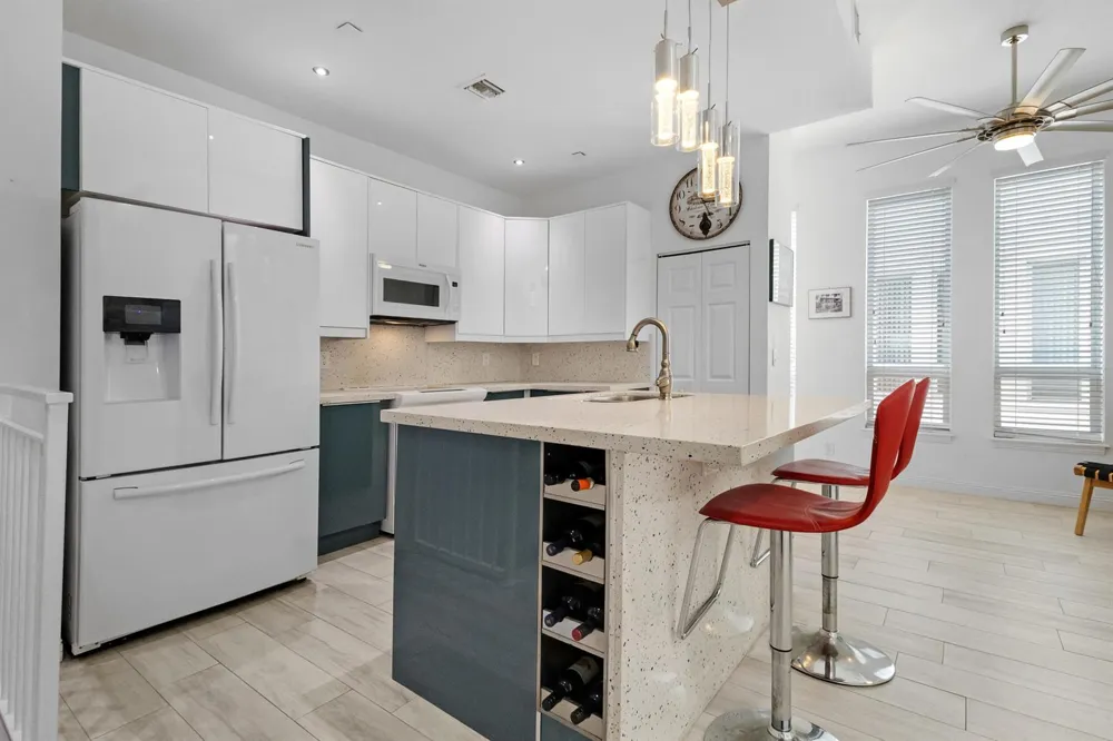 711 SE 16th Court Fort Lauderdale, FL 33316