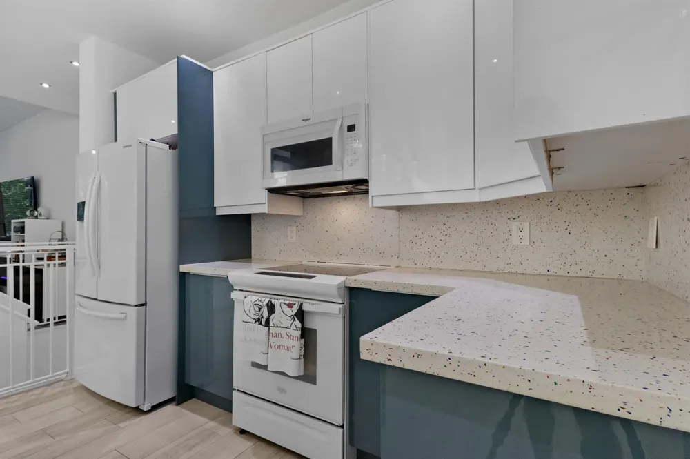 711 SE 16th Court Fort Lauderdale, FL 33316