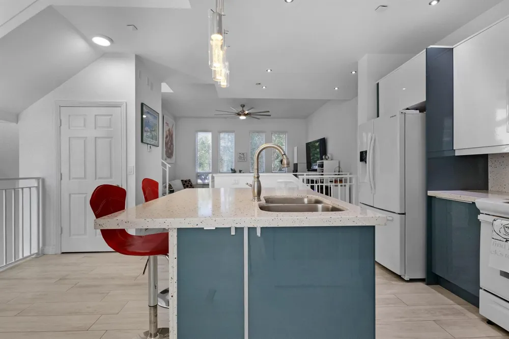 711 SE 16th Court Fort Lauderdale, FL 33316