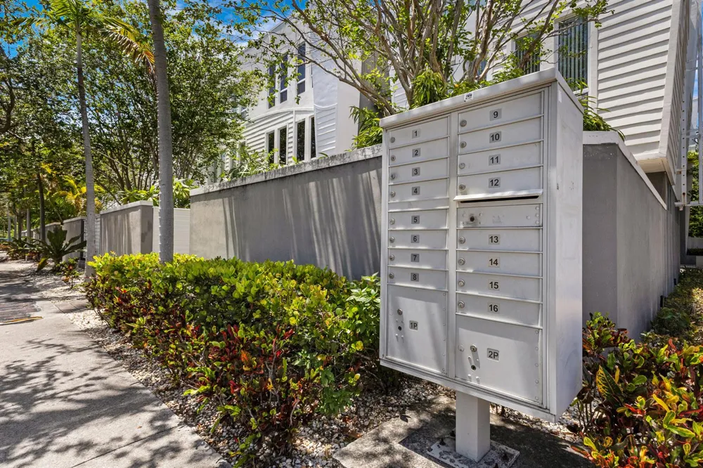 711 SE 16th Court Fort Lauderdale, FL 33316