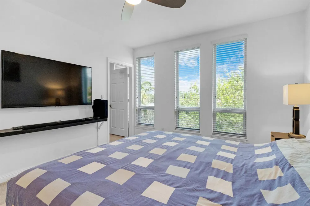 711 SE 16th Court Fort Lauderdale, FL 33316